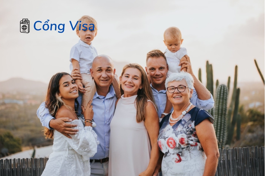 Chương trình sức khỏe gia đình bảo hiểm vợ/chồng và con, giúp tiết kiệm chi phí so với gói cá nhân