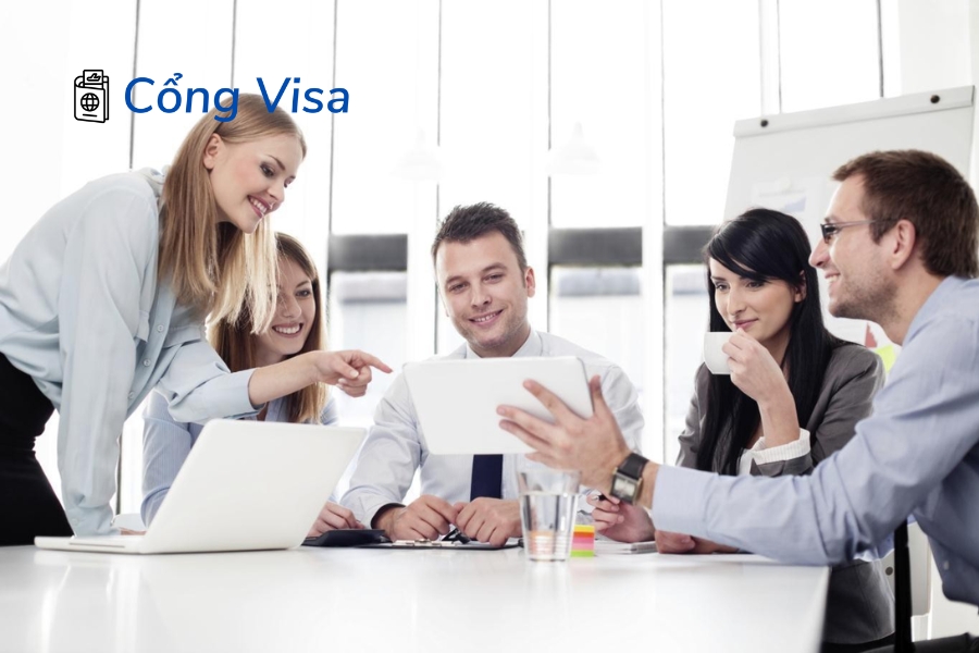California, Texas và Florida là các bang Mỹ nổi bật về việc làm công nghệ, năng lượng và du lịch
