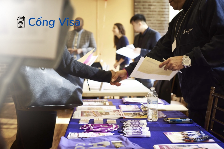 Dung Tấn Trung vượt khó lập nghiệp tại Mỹ và bán OnDisplay với giá 1,8 tỷ USD