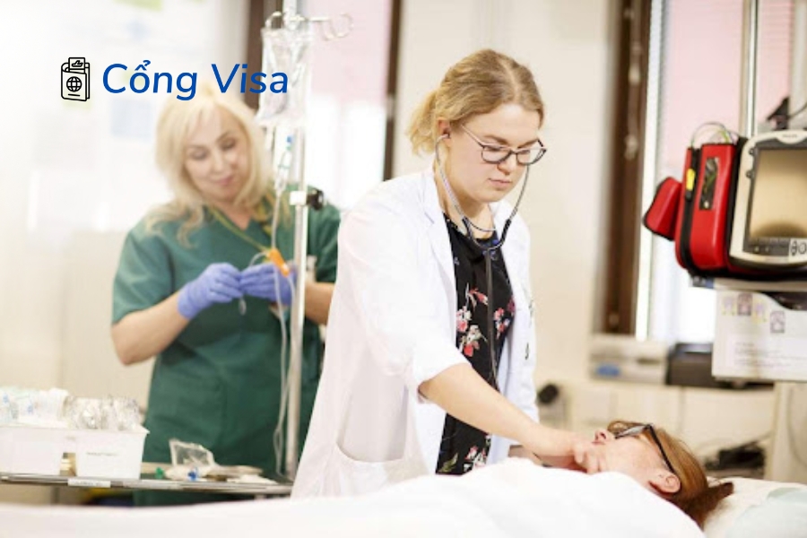 Medicare là bảo hiểm y tế liên bang Mỹ cho người cao tuổi, khuyết tật và bệnh thận giai đoạn cuối