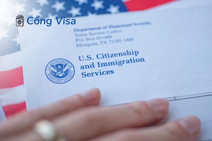 Tổng chi phí xin visa EB-3 cho một gia đình 3 người dao động 800 triệu–1,2 tỷ VNĐ, bao gồm phí nhà tuyển dụng và người lao động