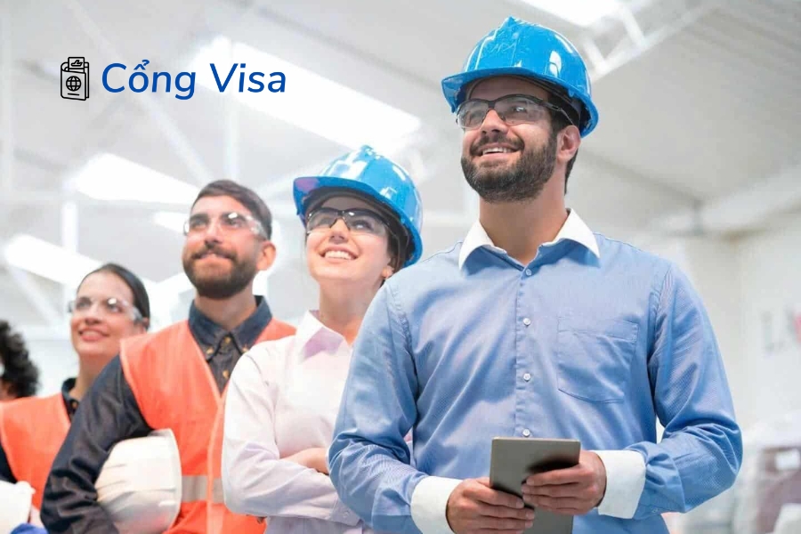 EB1 dựa vào thành tựu, EB2 cần bằng cao, còn EB3 linh hoạt về bằng cấp và kinh nghiệm