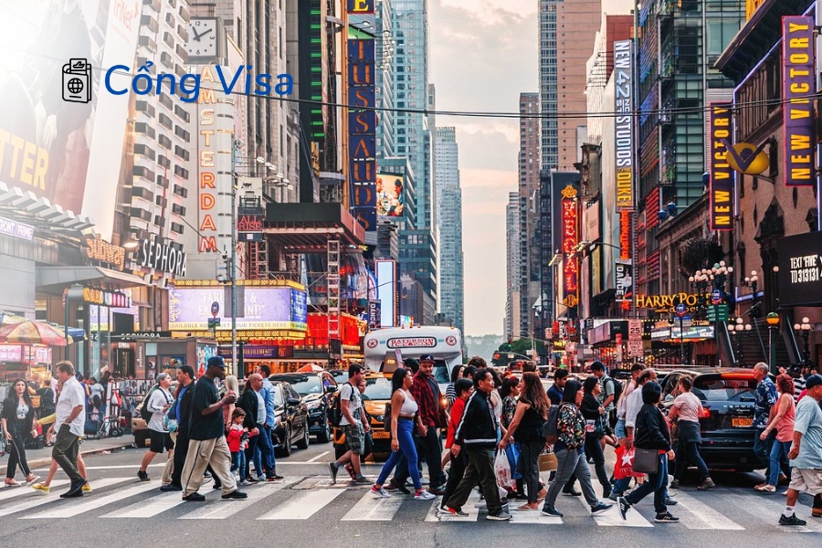 Năm 2024, cộng đồng gốc Việt tại Mỹ đạt 2,2 triệu người, thể hiện định cư bền vững và hòa nhập văn hóa