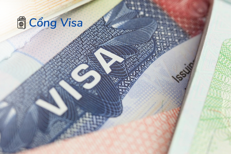 Giấy tờ tùy thân gồm hộ chiếu, giấy khai sinh, CMND/CCCD, dịch thuật công chứng sang tiếng Anh